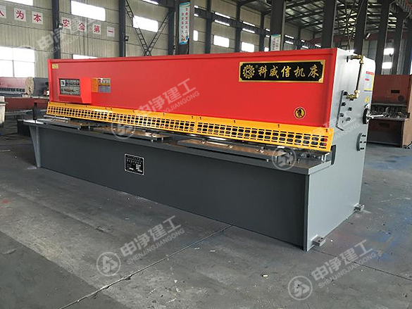 12-1 數(shù)控液壓擺式剪板機 4 臺